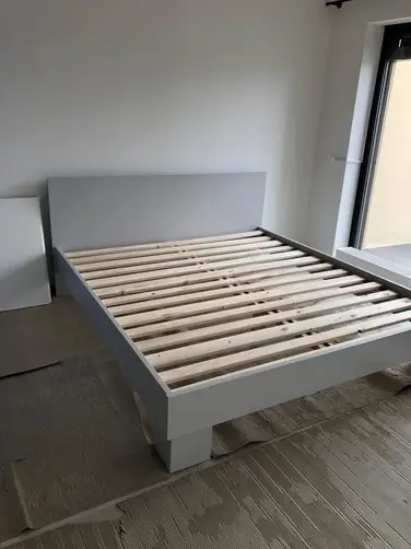 Třetí snímek postele