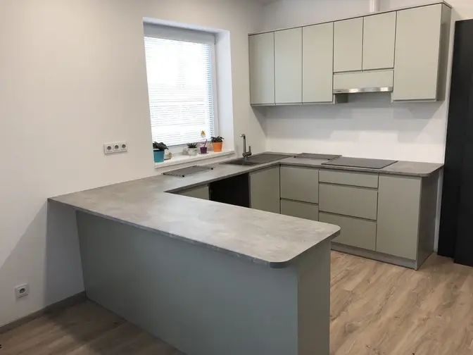 Druhý snímek kuchyně